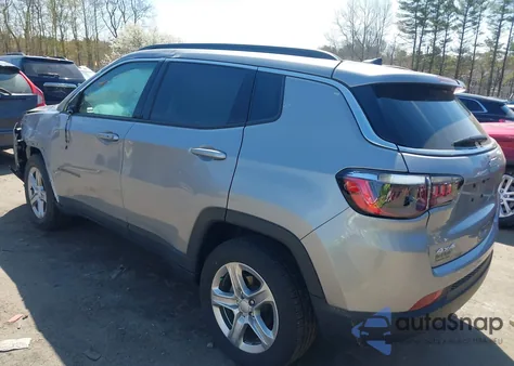 2023 Jeep Compass Latitude 4X4 из США, поврежденный, VIN 3C4NJDBN8PT554340